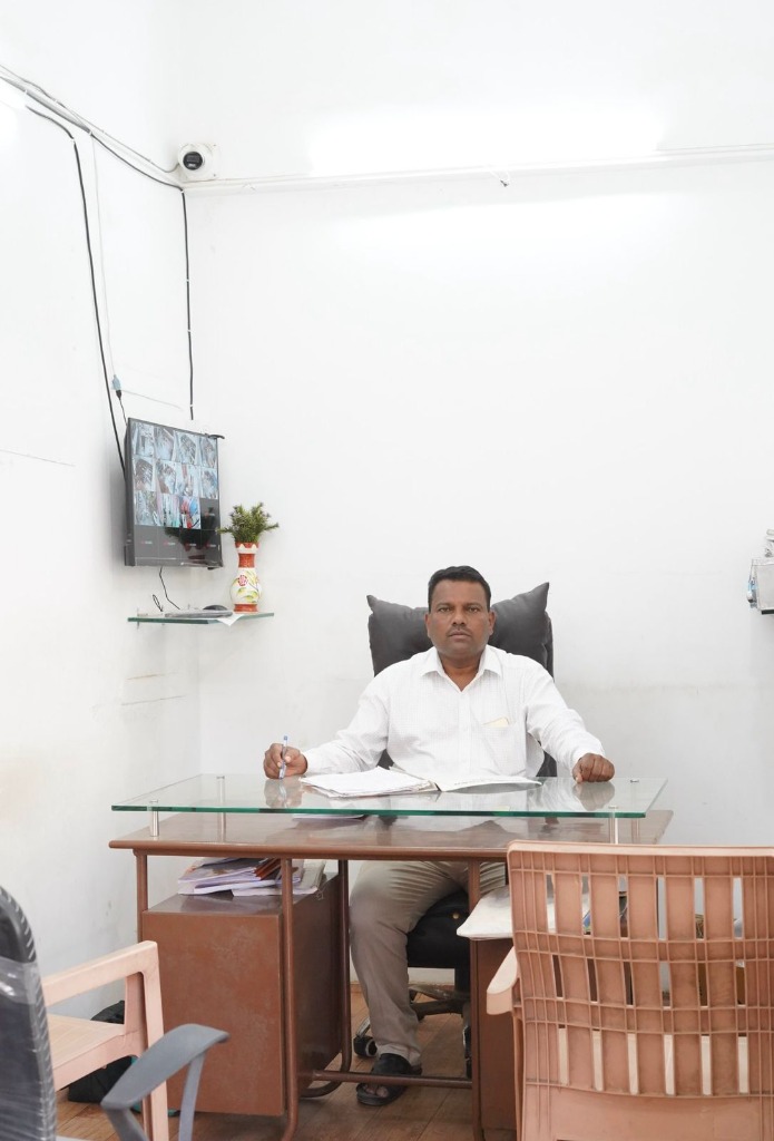 Director Sir